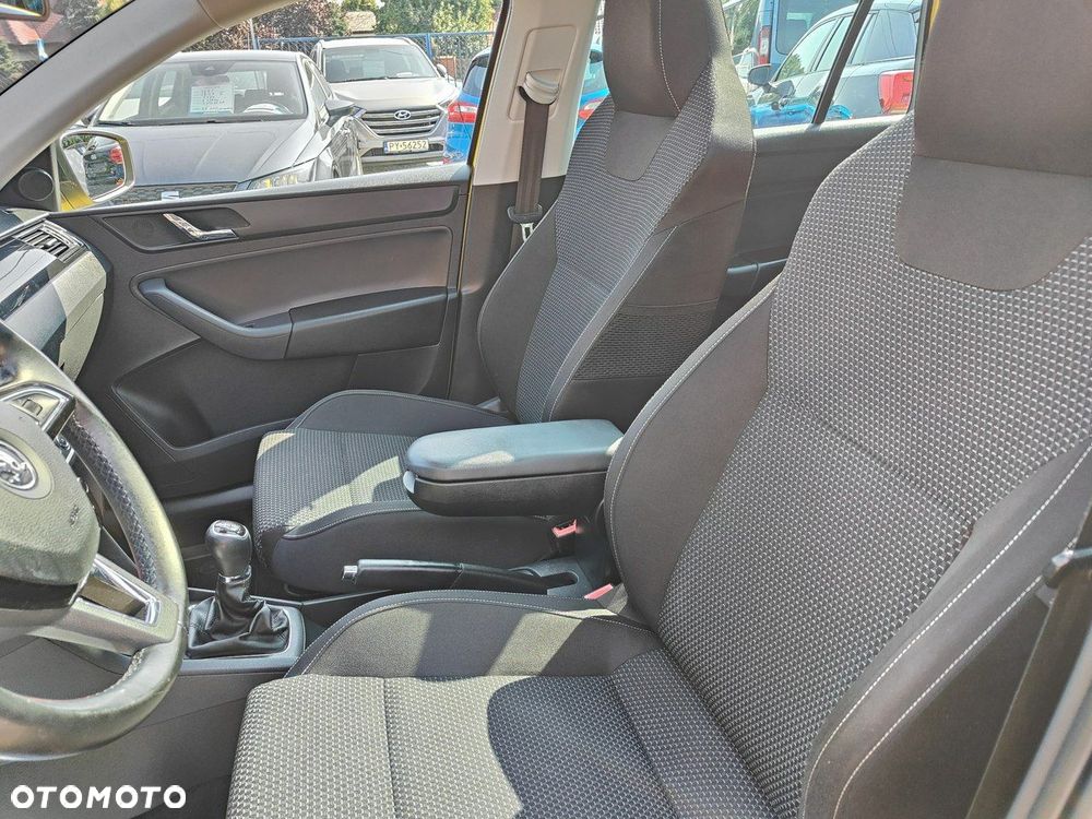 Skoda RAPID 1.6 TDI Active - 17