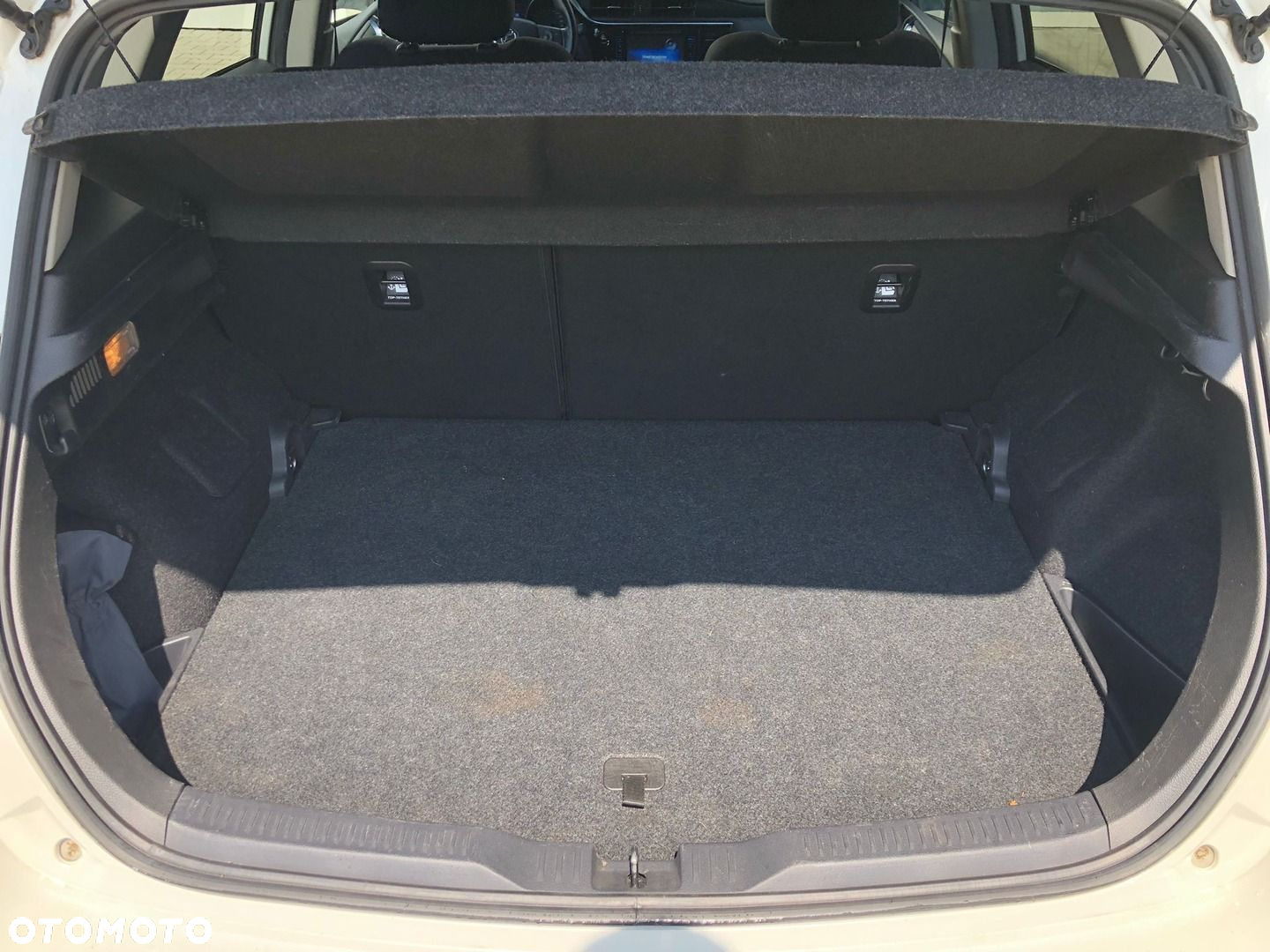 Toyota Auris 1.6 Selection - 34
