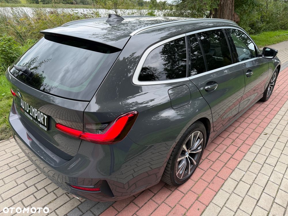 BMW Seria 3 320d Edition Luxury Line Purity - 30