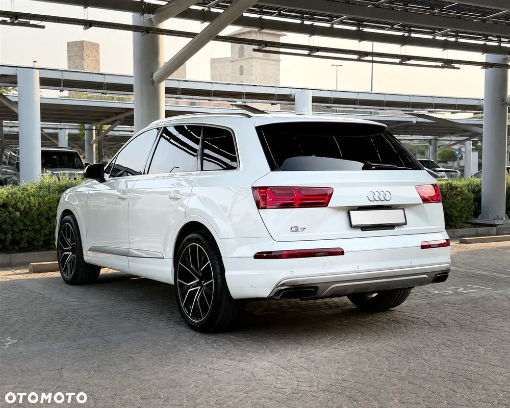 Audi Q7 - 5