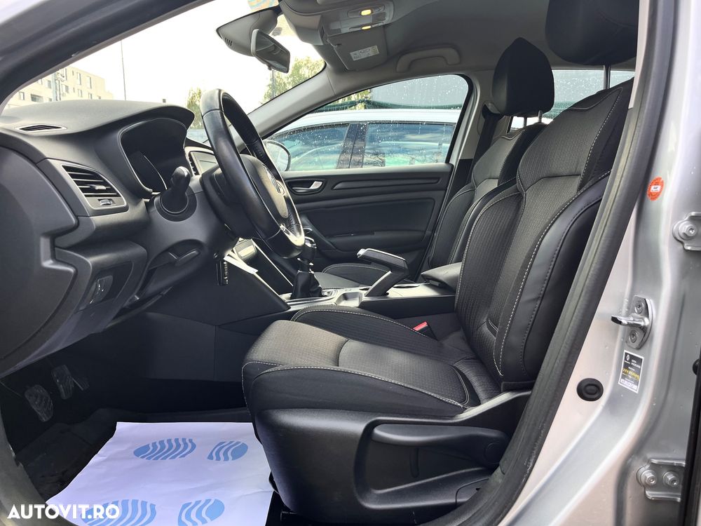 Renault Megane Blue dCi 116 Intens - 20