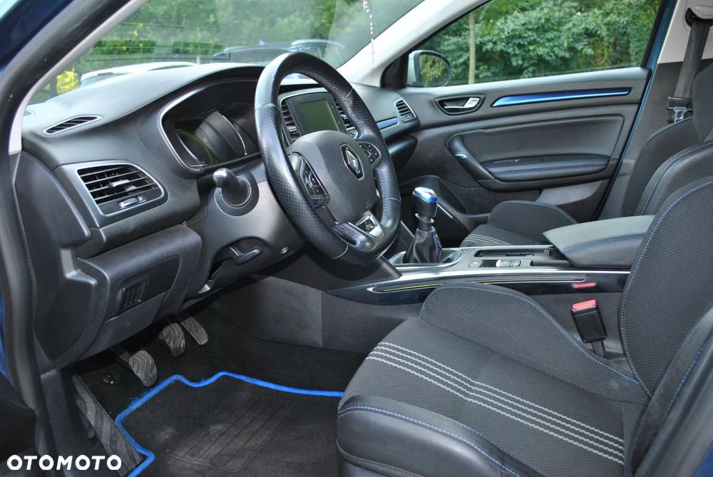 Renault Megane ENERGY TCe 130 GT LINE - 14
