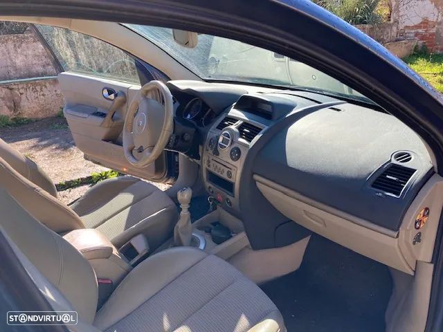 Renault Mégane Break 1.5 dCi Privilège Luxe - 4