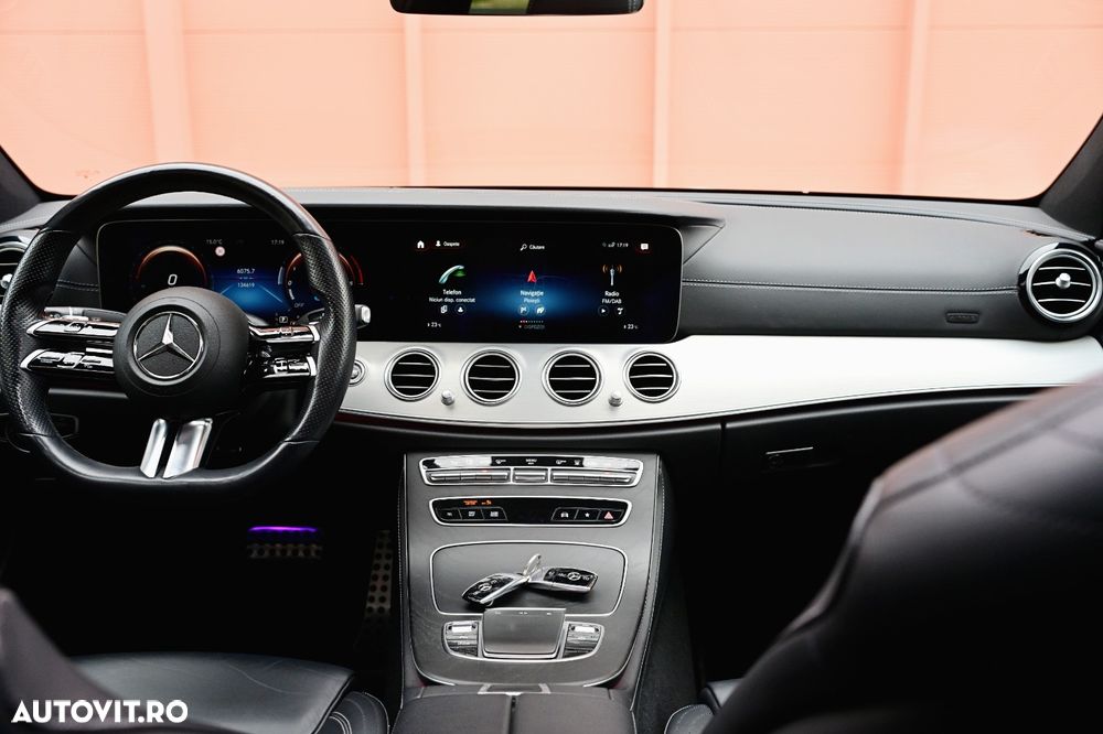 Mercedes-Benz E 300 4MATIC 9G-TRONIC AMG Line - 23