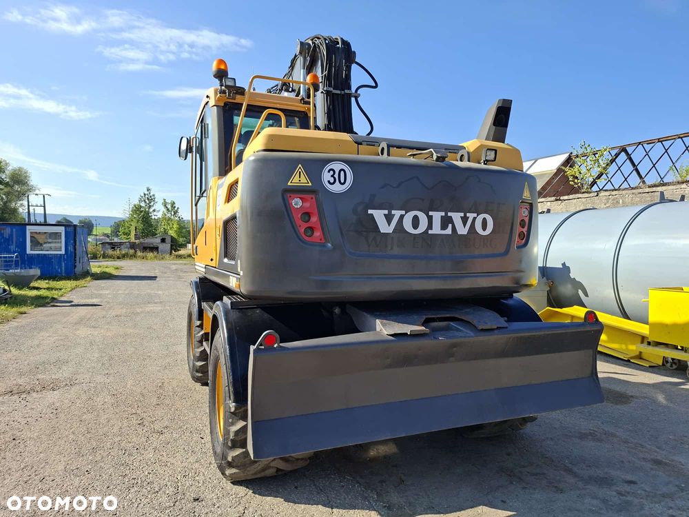 Volvo 140 D - 3