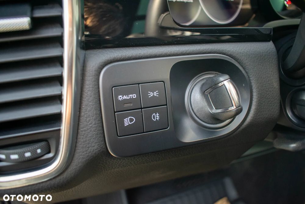 Porsche Cayenne Standard - 22