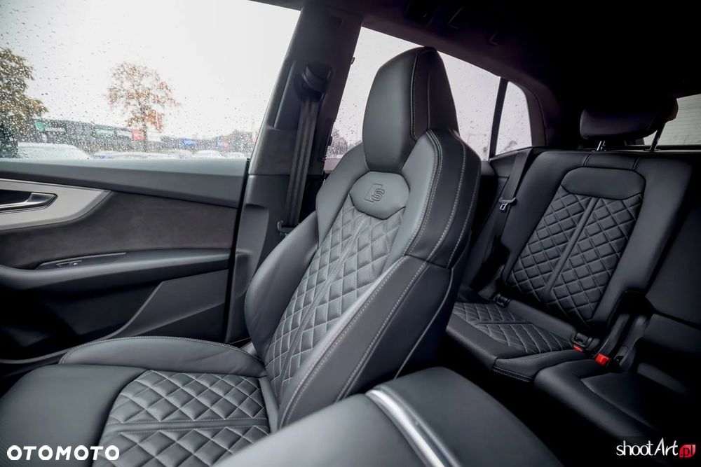 Audi SQ8 TFSI Quattro Tiptronic - 7