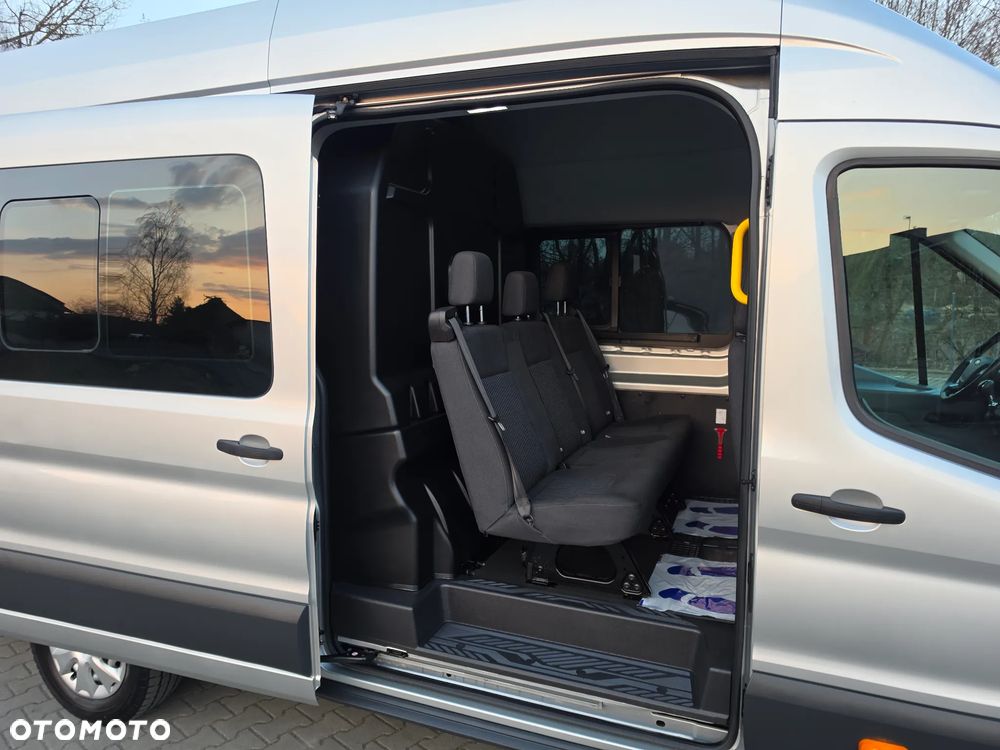 Ford Transit - 32