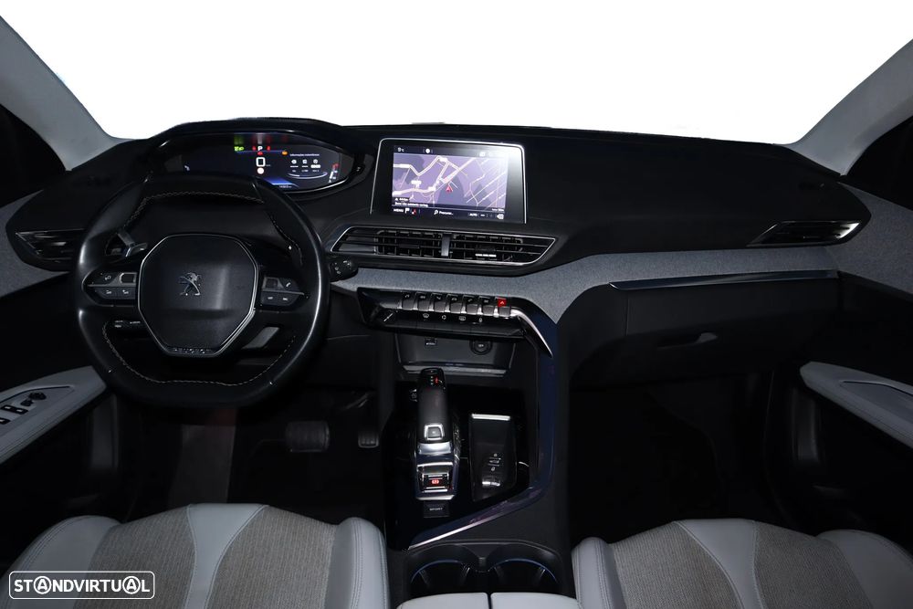 Peugeot 3008 1.2 PureTech Allure EAT8 - 4