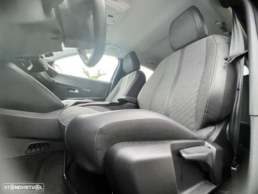 Peugeot e-208 51 kWh Allure - 21