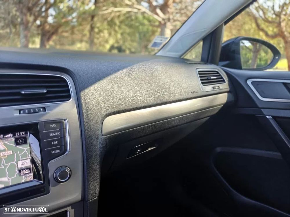 VW Golf 1.6 TDi Trendline BlueMotion - 40