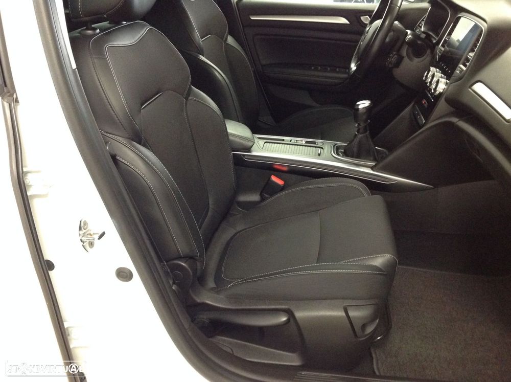 Renault Mégane Sport Tourer 1.5 Blue dCi Limited C/PM+Pneu - 35