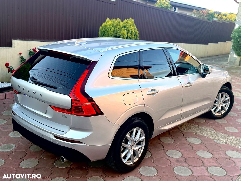 Volvo XC 60 B4 MHEV Momentum Pro - 9