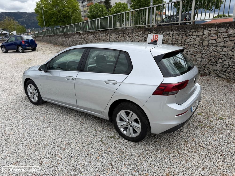 VW Golf 2.0 TDI Conceptline - 3