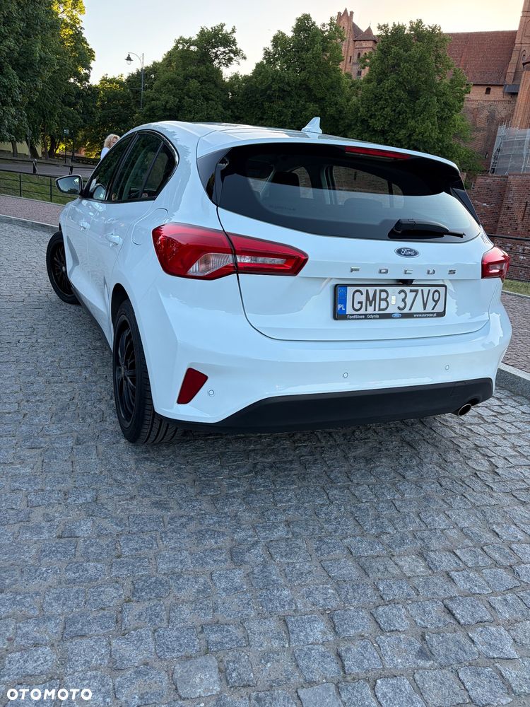 Ford Focus 1.0 EcoBoost Trend - 4