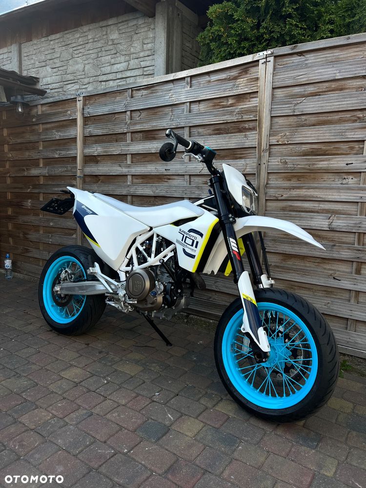 Husqvarna 701 - 11