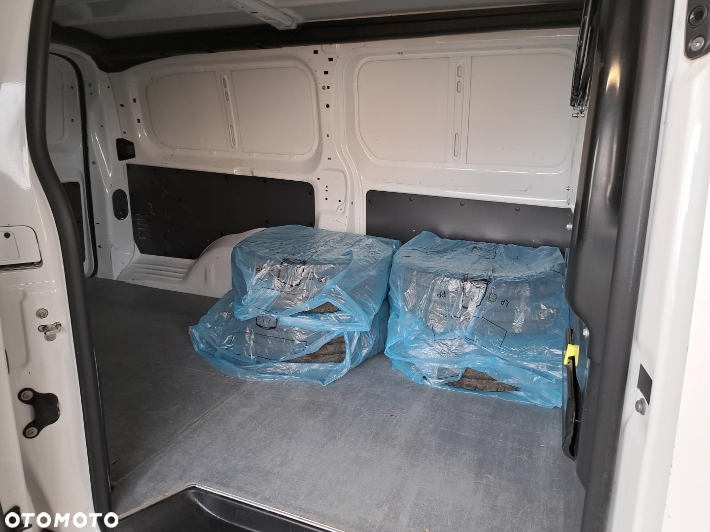 Toyota PROACE - 15