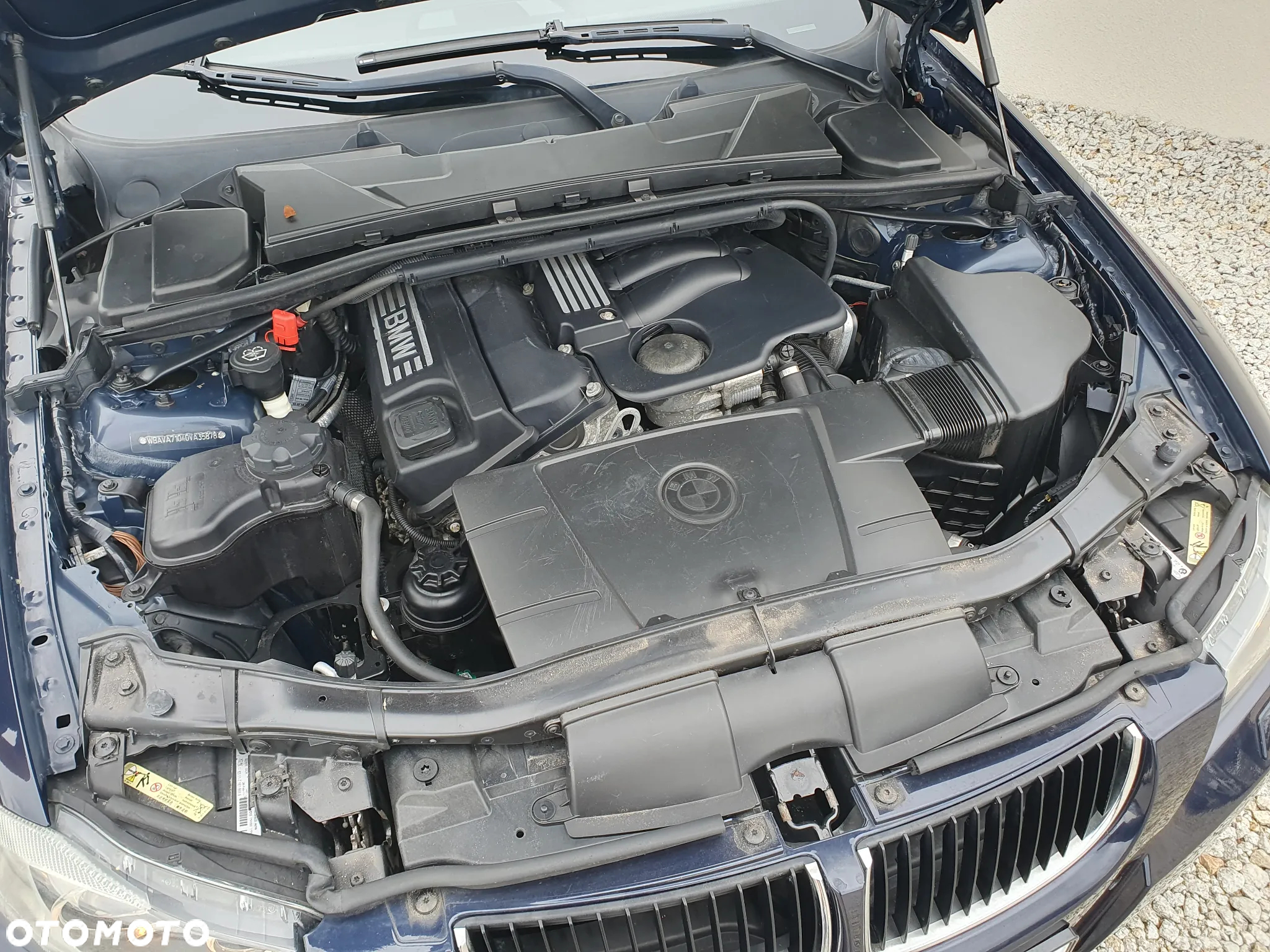 BMW Seria 3 320i - 16