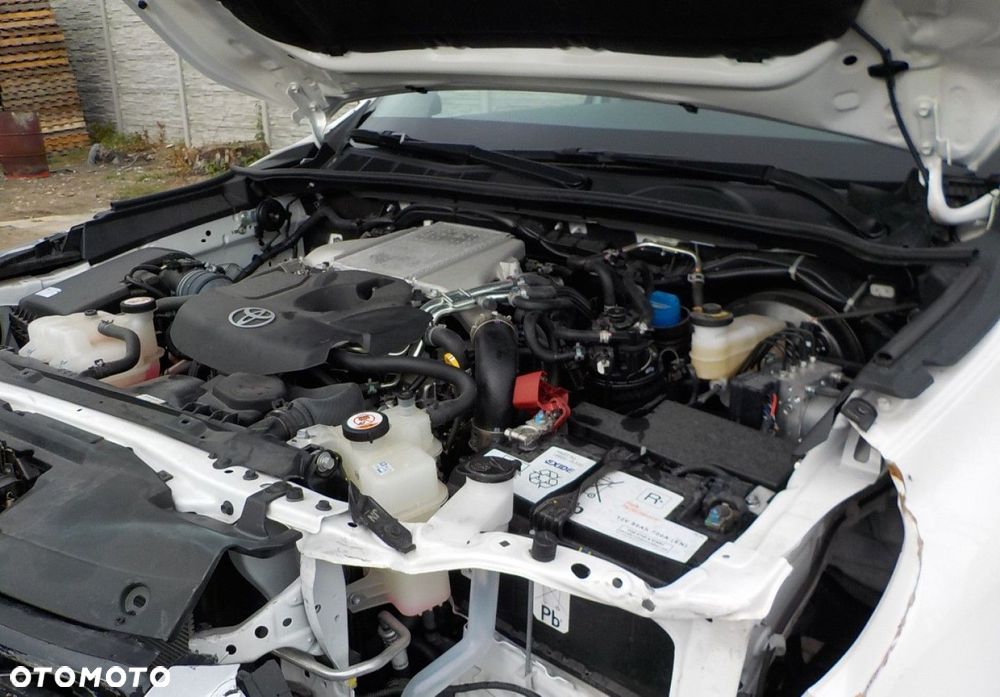 Toyota Hilux - 6