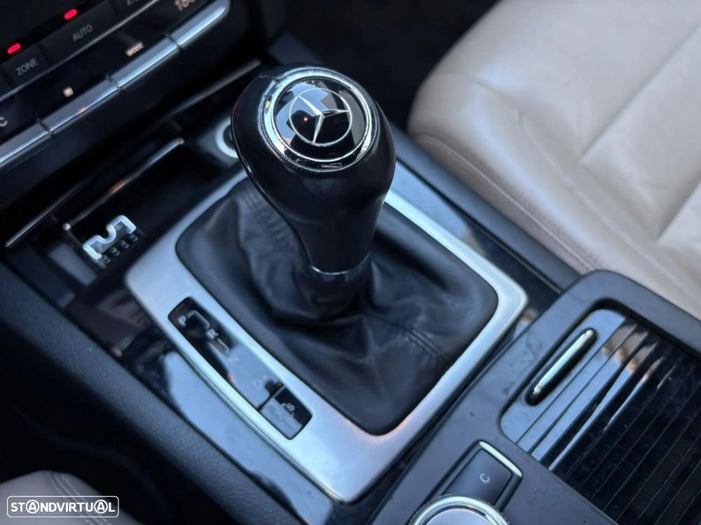 Mercedes-Benz E 350 CGi Avantgarde BlueEfficiency Auto - 53