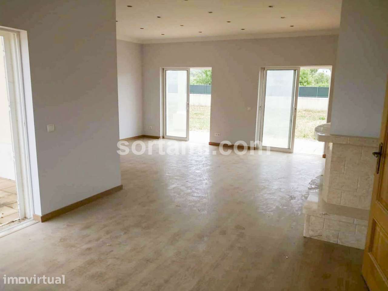 Moradia Isolada T3 Venda em São Brás de Alportel,São Brás de Alportel - Grande imagem: 3/9