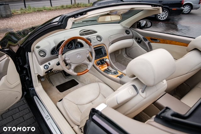 Mercedes-Benz SL 500 - 11