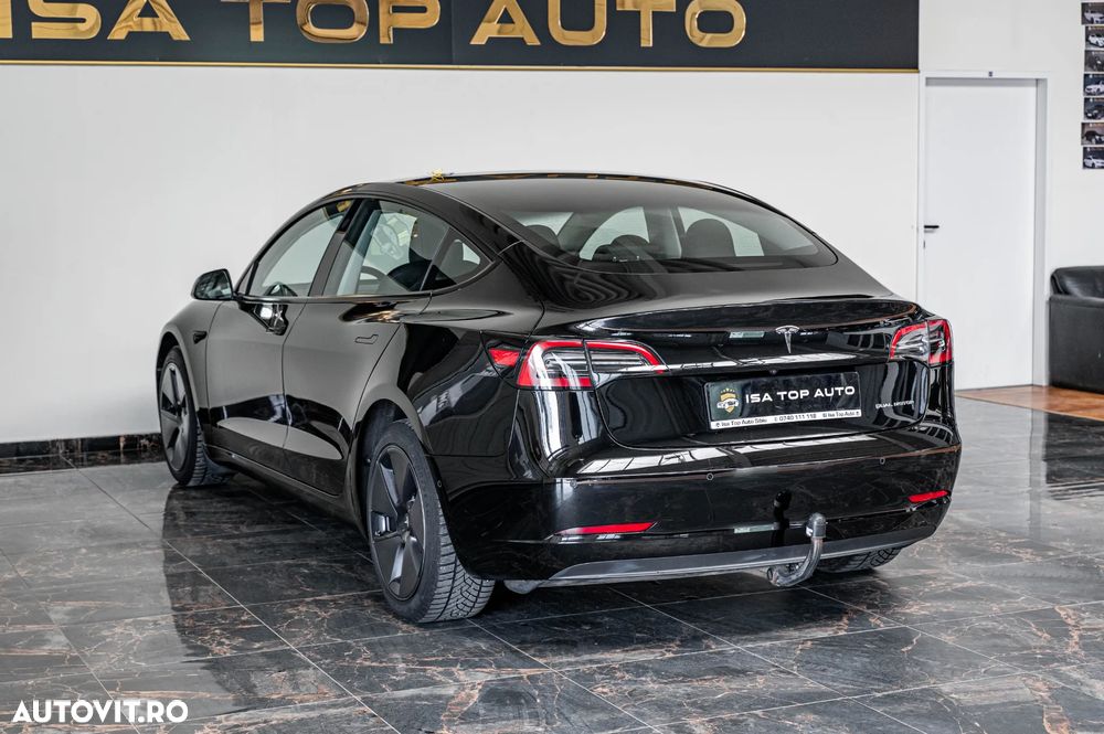 Tesla Model 3 Long Range AWD Premium - 35
