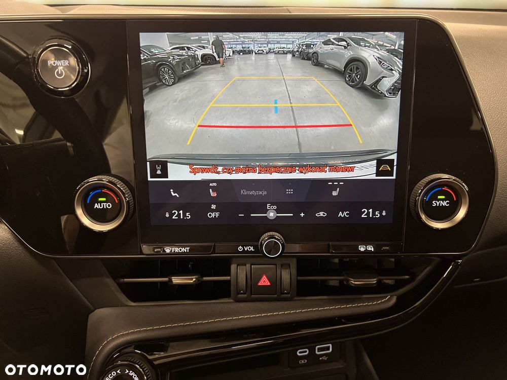 Lexus NX 350h Business AWD - 25