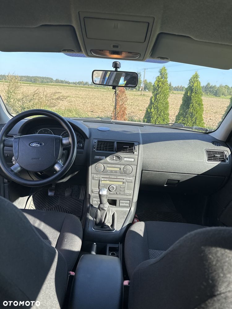 Ford Mondeo - 7