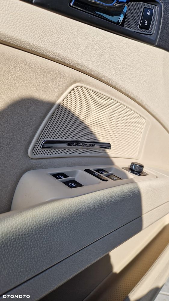 Skoda Superb 2.0 TSI Elegance DSG - 22