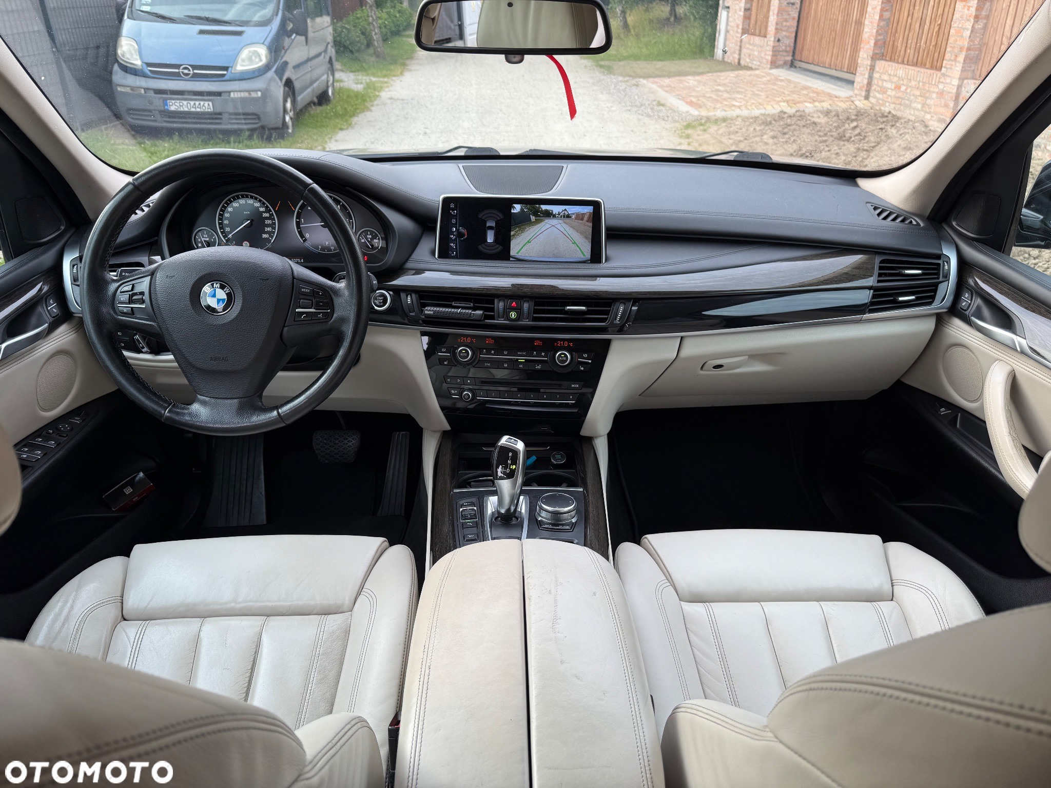 BMW X5 xDrive40d - 11
