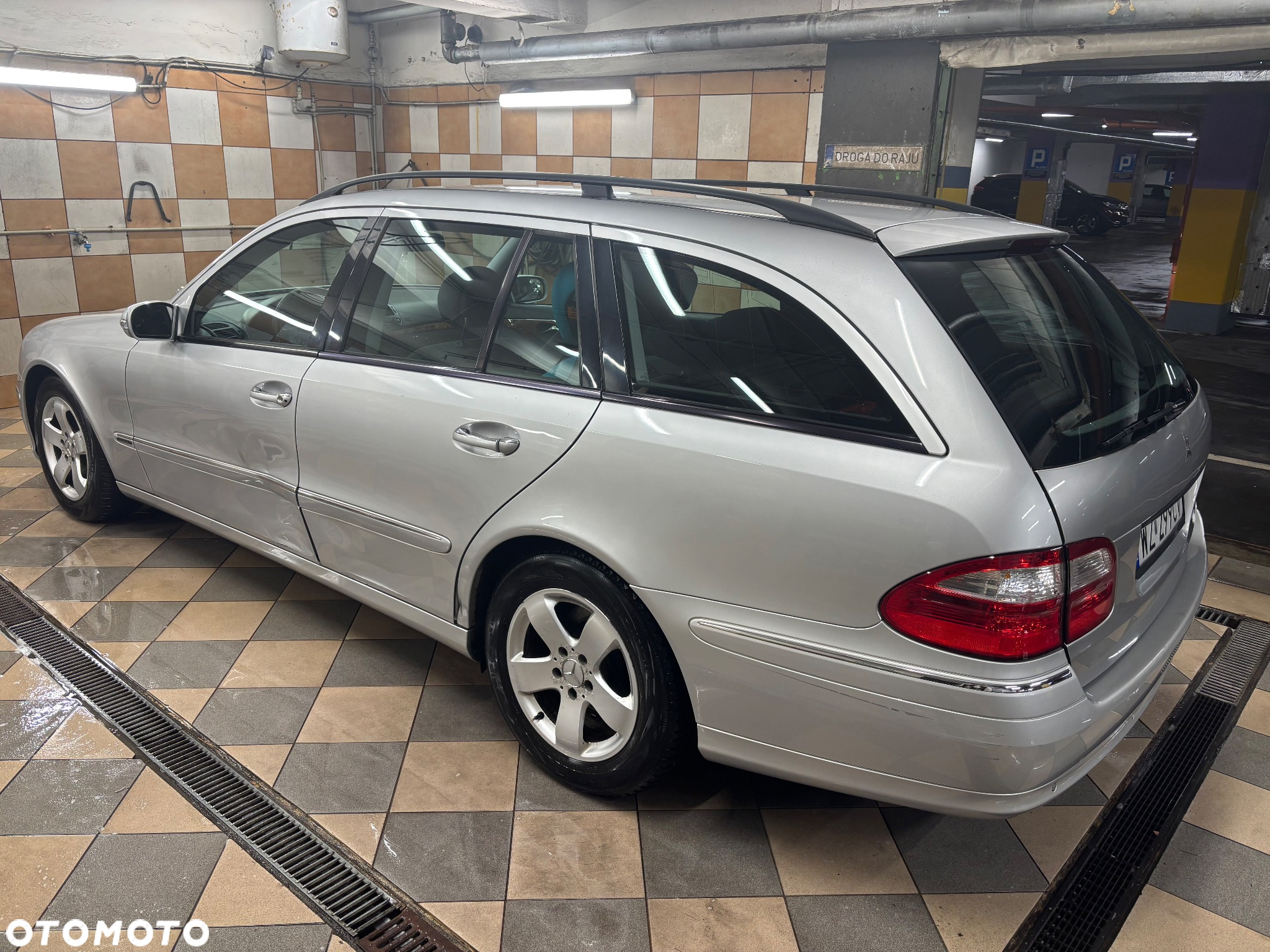 Mercedes-Benz Klasa E 200 T Kompressor Automatik Elegance - 5