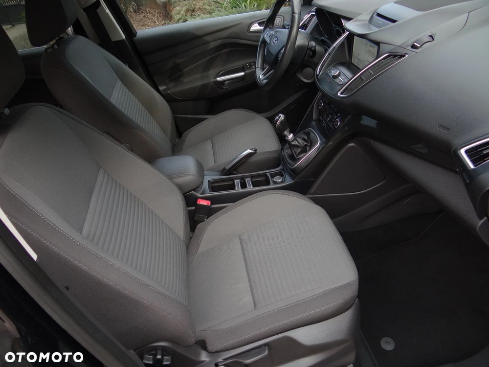 Ford Grand C-MAX 1.5 EcoBoost Start-Stopp-System Titanium - 24