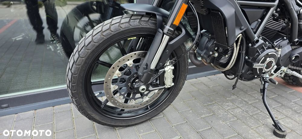Ducati Scrambler - 28