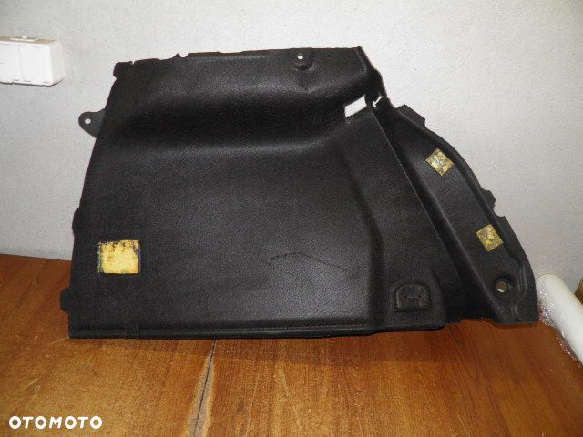 TAPICERKA BAGAŻNIKA VW GOLF VI PRAWA STRONA - 4