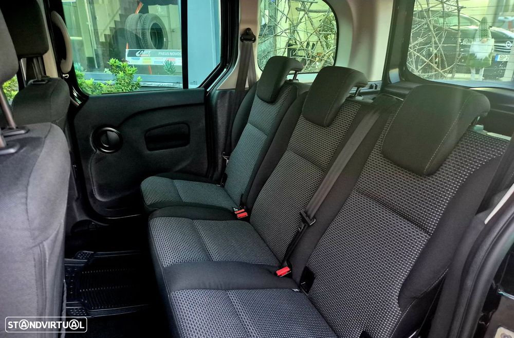 Mercedes-Benz Citan 112 Tourer Longa Start & Stop EDITION - 43