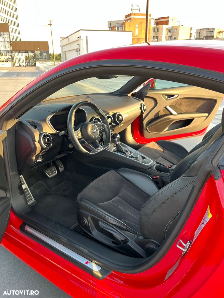 Audi TT 2.0 TDI ultra quattro S tronic - 12
