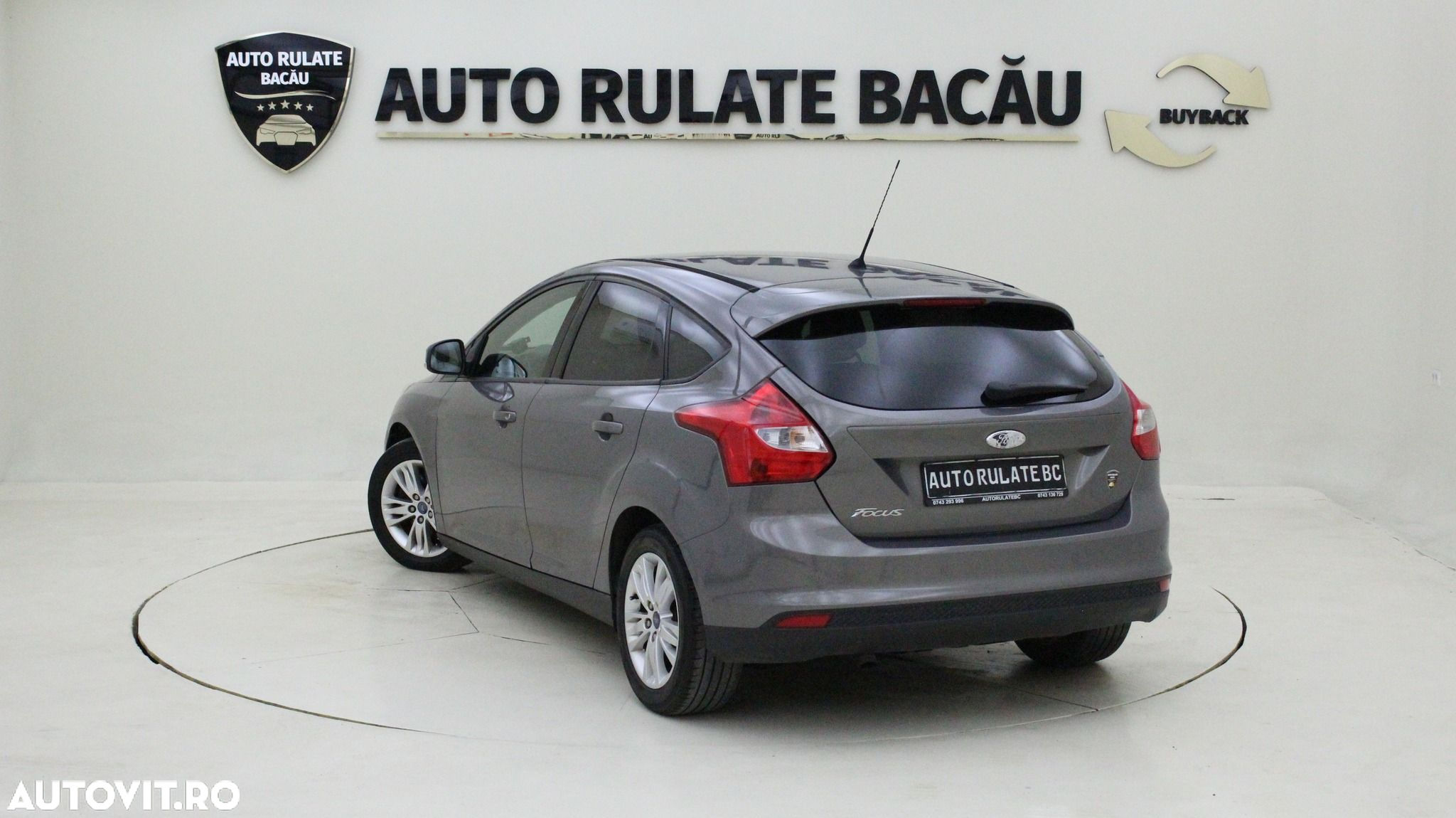 Ford Focus - 7