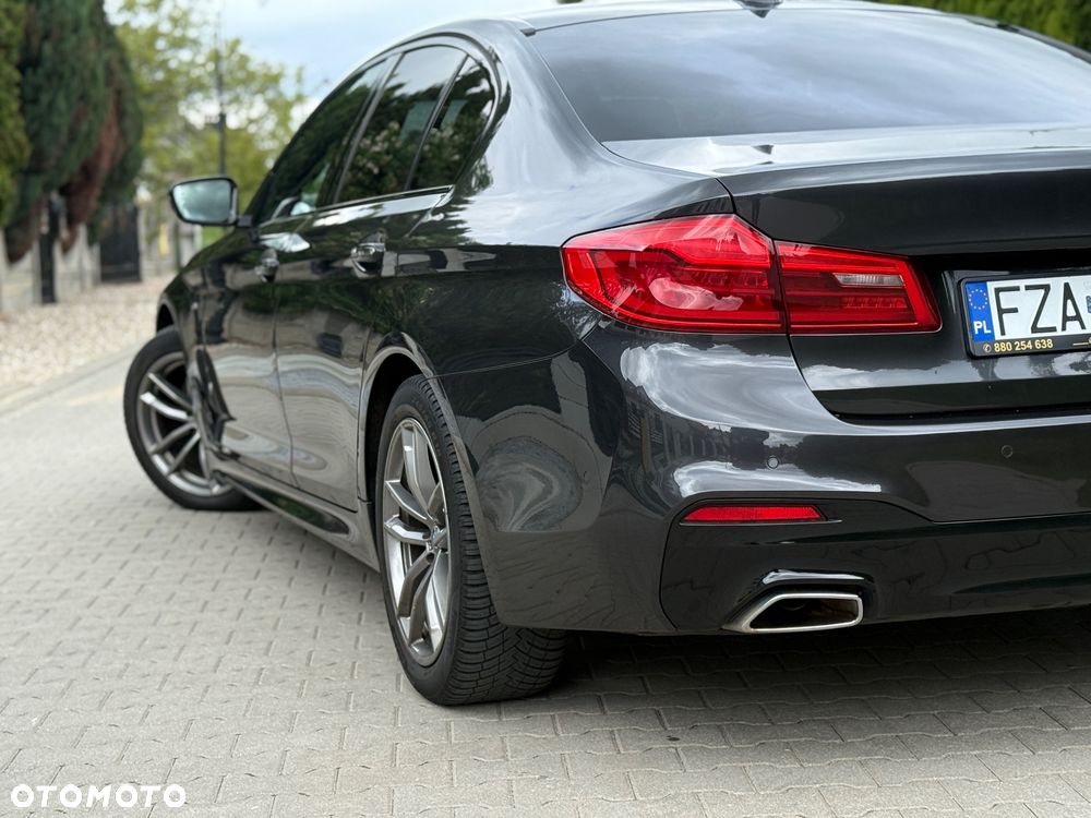 BMW Seria 5 520d M Sport - 16