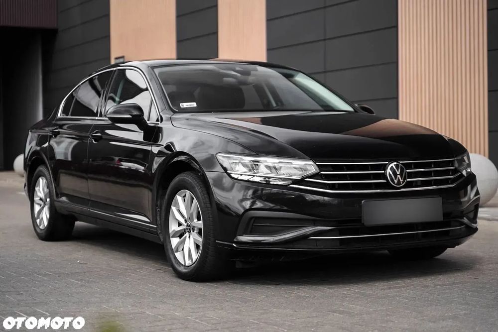 Volkswagen Passat - 10