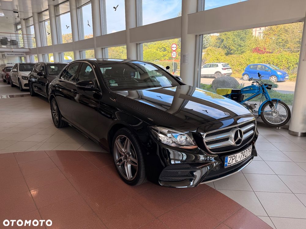 Mercedes-Benz Klasa E 220 d 4-Matic 9G-TRONIC - 12