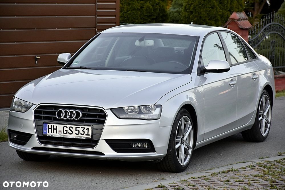 Audi A4 Limousine 1.8 TFSI quattro Attraction - 2
