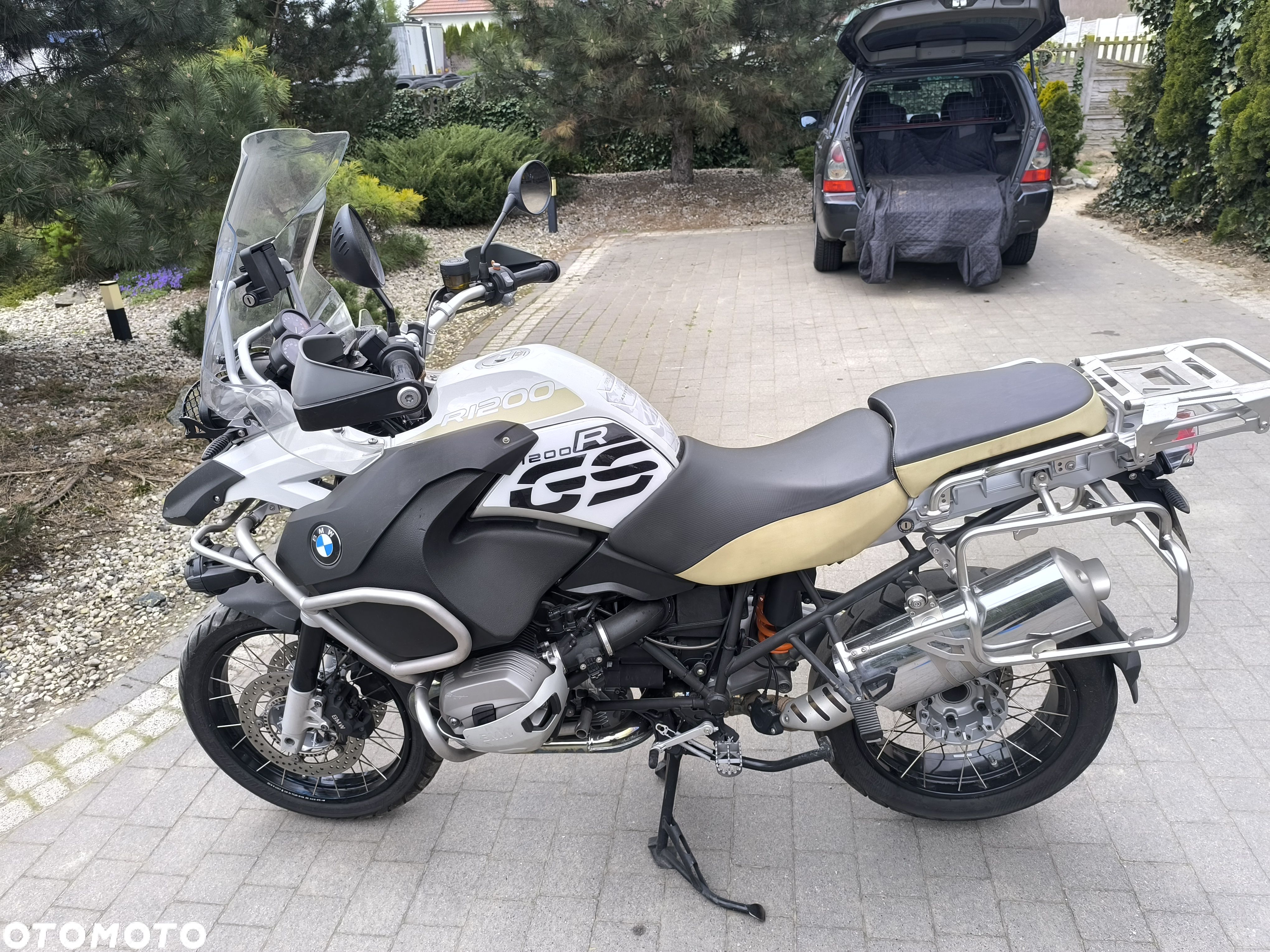 BMW Adventure