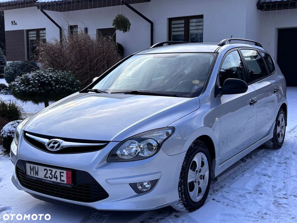 Hyundai i30 1.6 CRDi FIFA WM Edition - 1