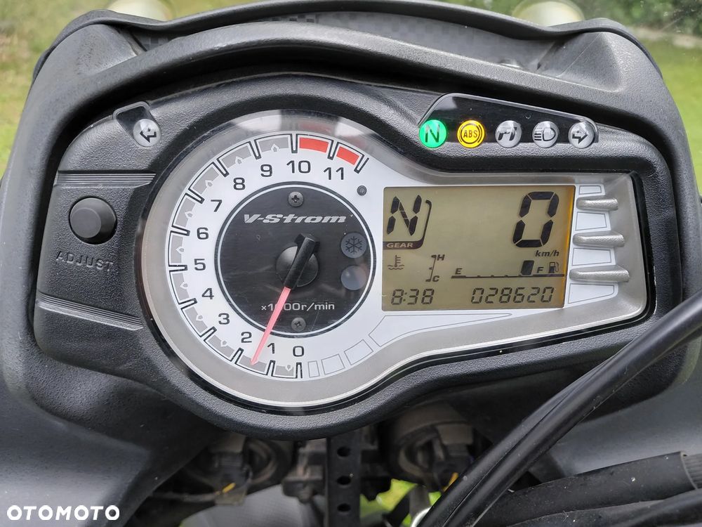 Suzuki DL - 2
