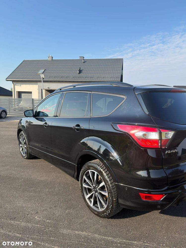 Ford Kuga 2.0 TDCi 4x4 ST-Line - 4