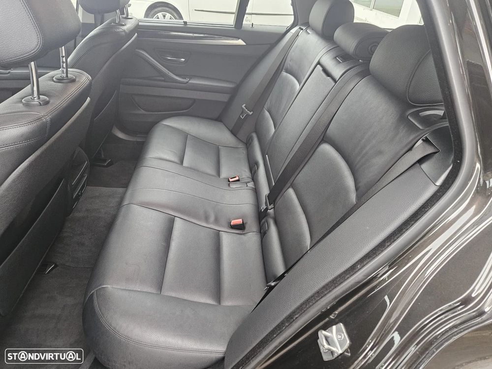 BMW 520 d Line Luxury Auto - 23