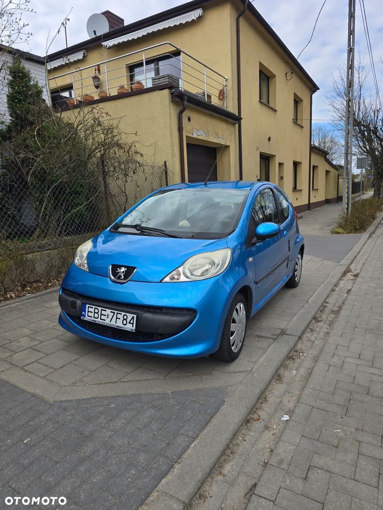 Peugeot 107 1.0 Trendy - 2