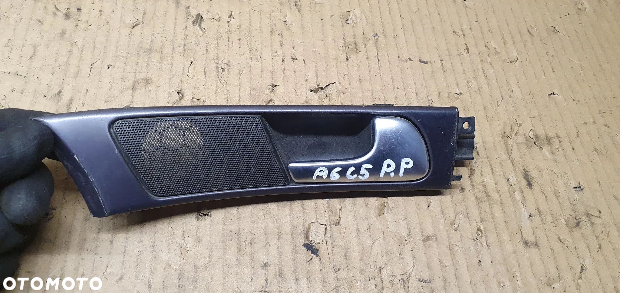 Klamka wewnętrzna prawy przód przednia prawa Audi A6 C5 4B0837020 - 1