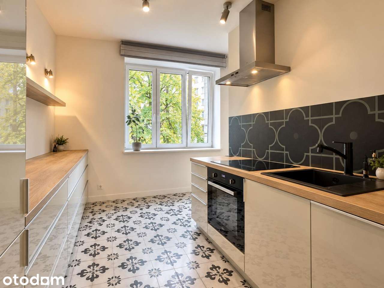 Stylowa kamienica na Powiślu | ul. Tamka | 66 m² | Wysokie sufity